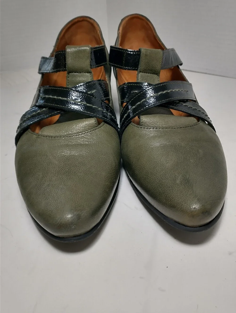 Fidji Green Leather Strappy Women's Heels With Black Patent, Euro Size 40‎